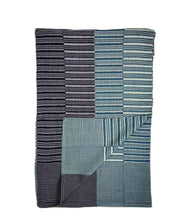 Load image into Gallery viewer, Mie Meh Shawl