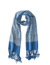 Load image into Gallery viewer, Eye Shawl