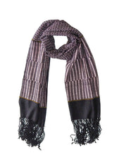 Load image into Gallery viewer, Eye Shawl