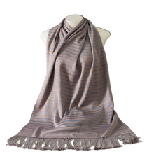 Load image into Gallery viewer, Boemeh Shawl