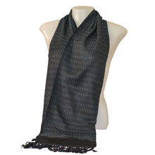 Load image into Gallery viewer, Mountain Scarf