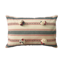 โหลดรูปภาพลงในเครื่องมือใช้ดูของ Gallery Kayin Pom Pom Cushion Cover
