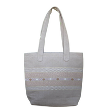 Load image into Gallery viewer, Woven natural dye shopping bag
